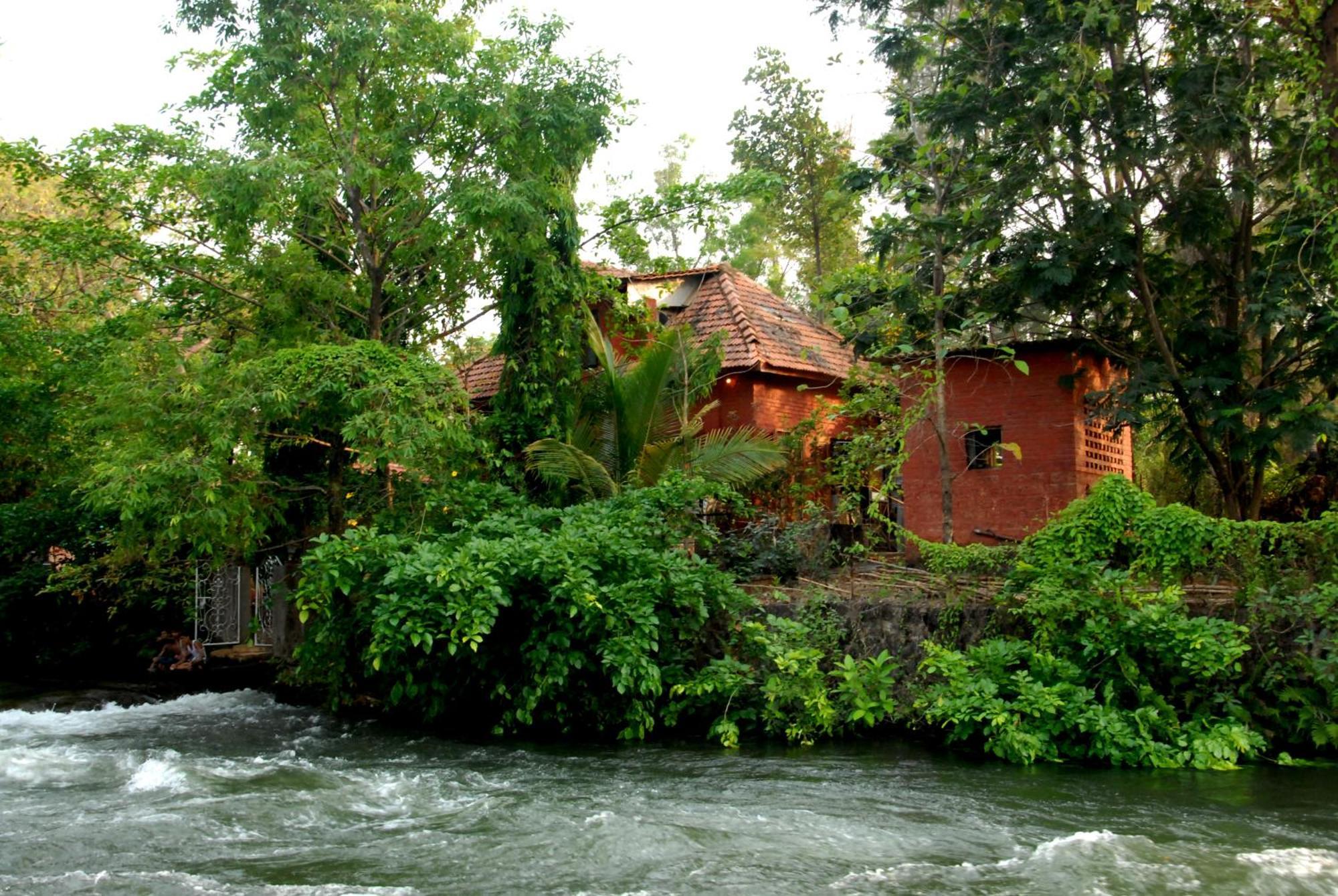 The Rippling Edge - River Front Property Karjat Exterior photo