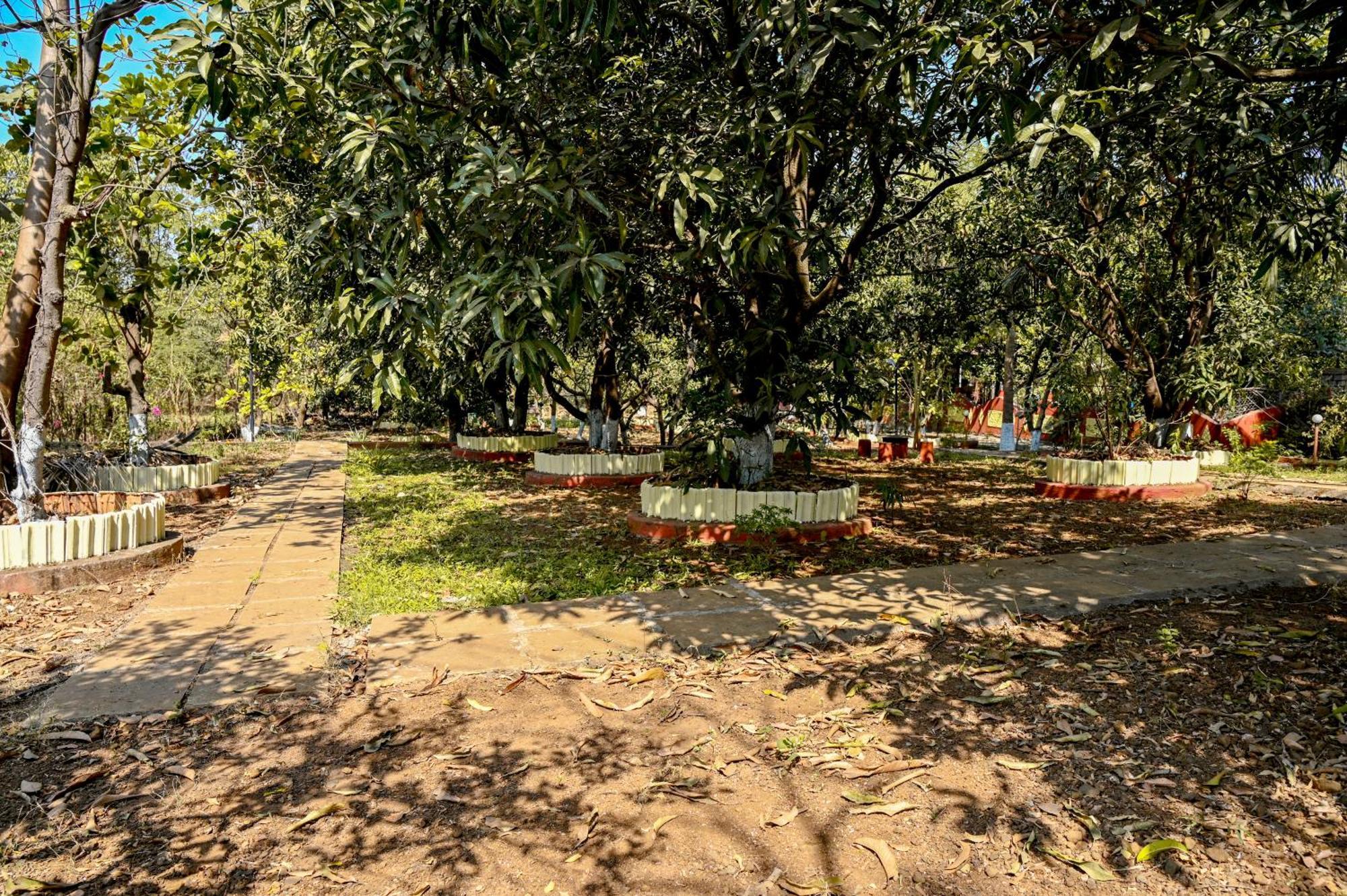 The Rippling Edge - River Front Property Karjat Exterior photo