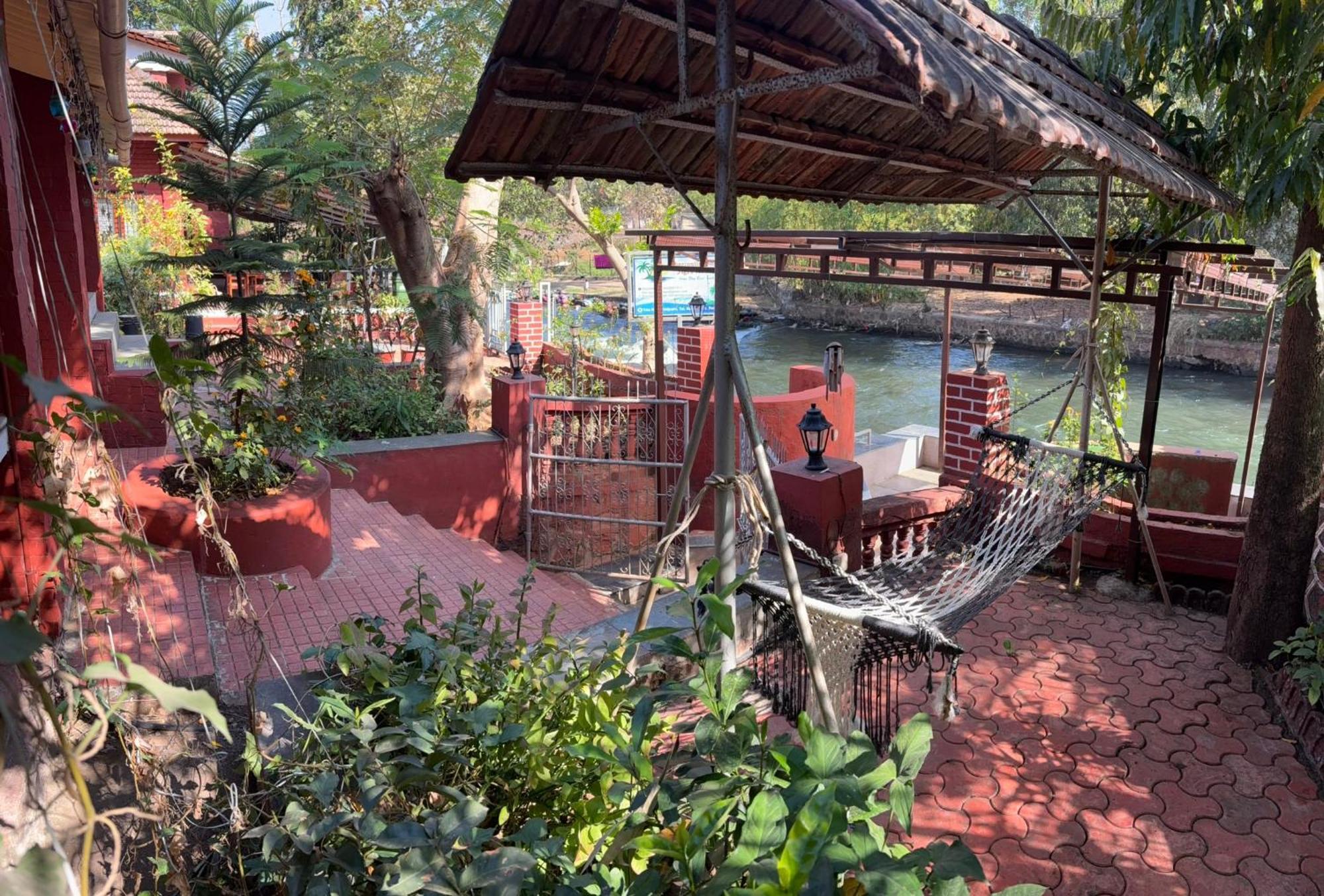 The Rippling Edge - River Front Property Karjat Exterior photo